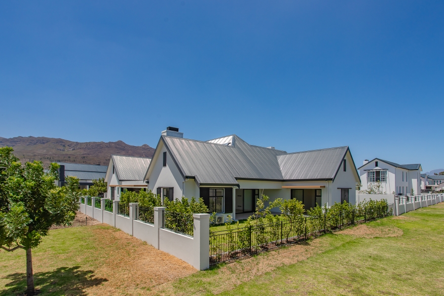 4 Bedroom Property for Sale in Pearl Valley at Val de Vie Western Cape